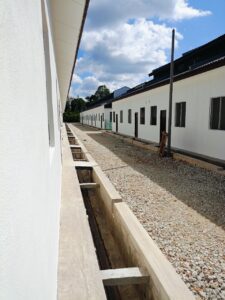 photo 6176738205664132524 y (1)