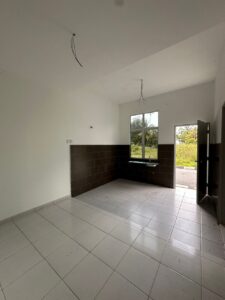 photo 6177217682928158518 y