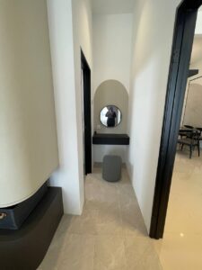 photo 6334868958653563780 y (1)